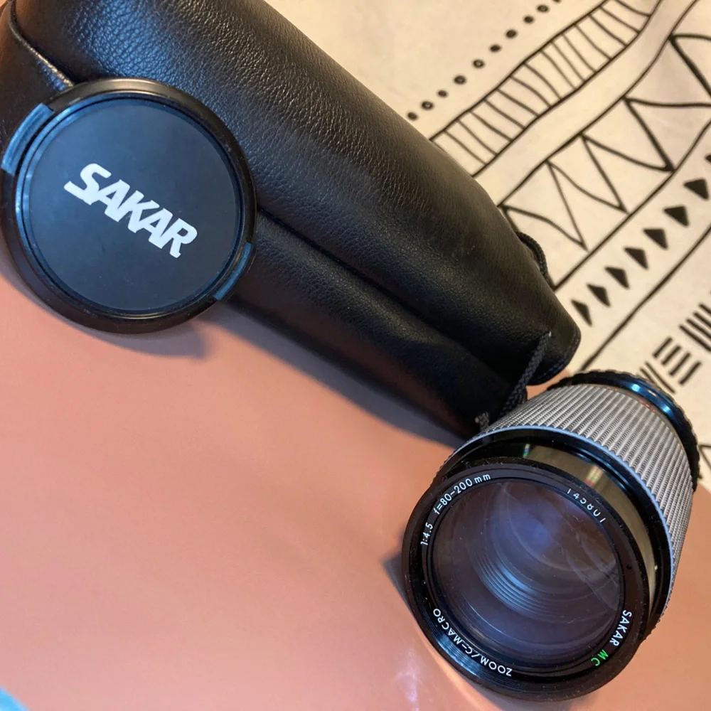 📷 VINTAGE 80-200MM Sakar Camera Lense 📸